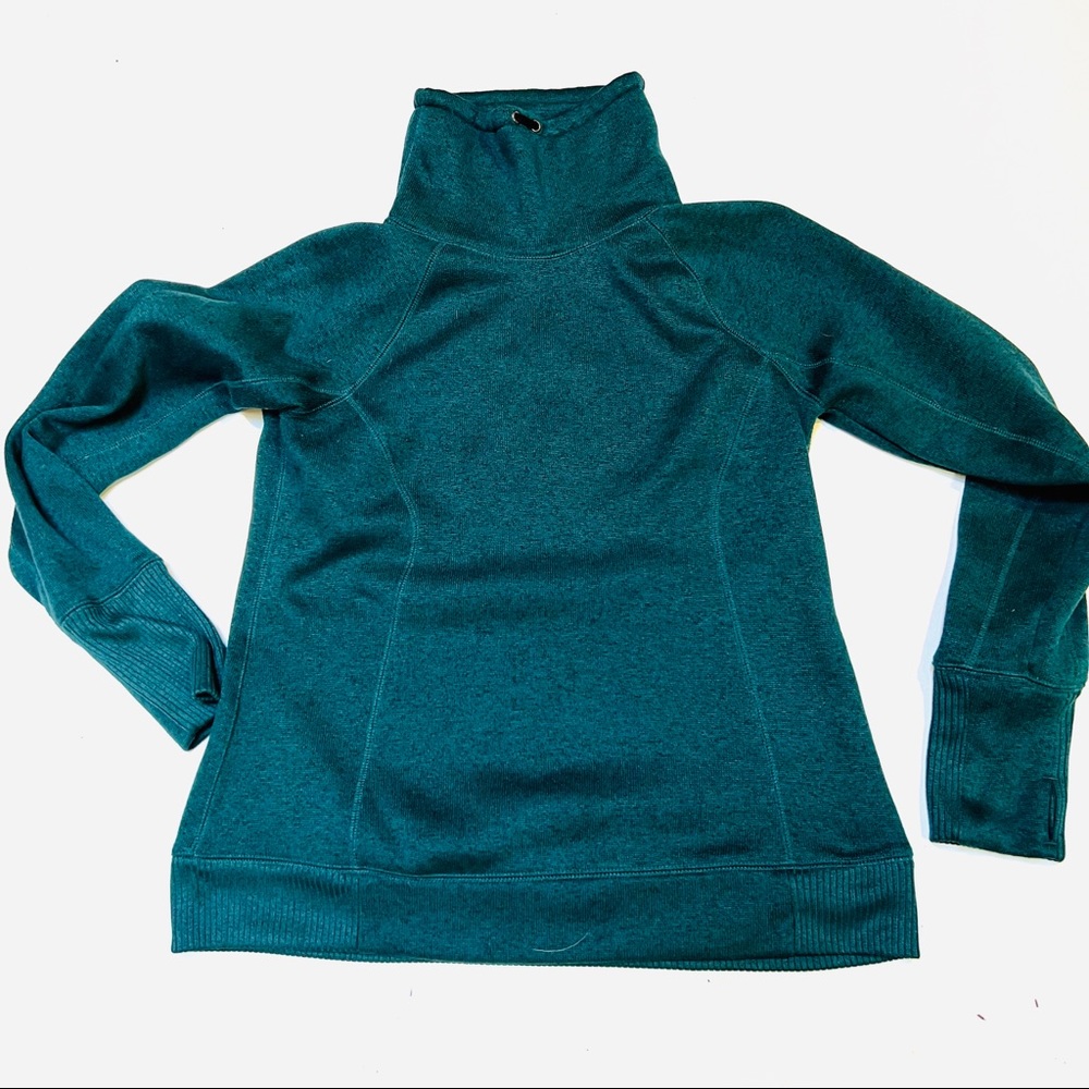 Tech Gear women’s Pullover turtleneck top/sweatshirt. Sz L.  Green